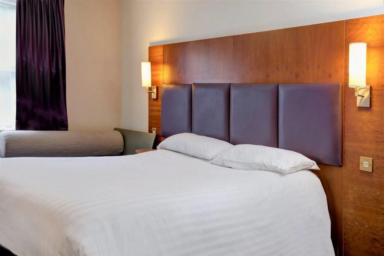 Plaza Chorley; Sure Hotel Collection By Best Western 촐리 외부 사진