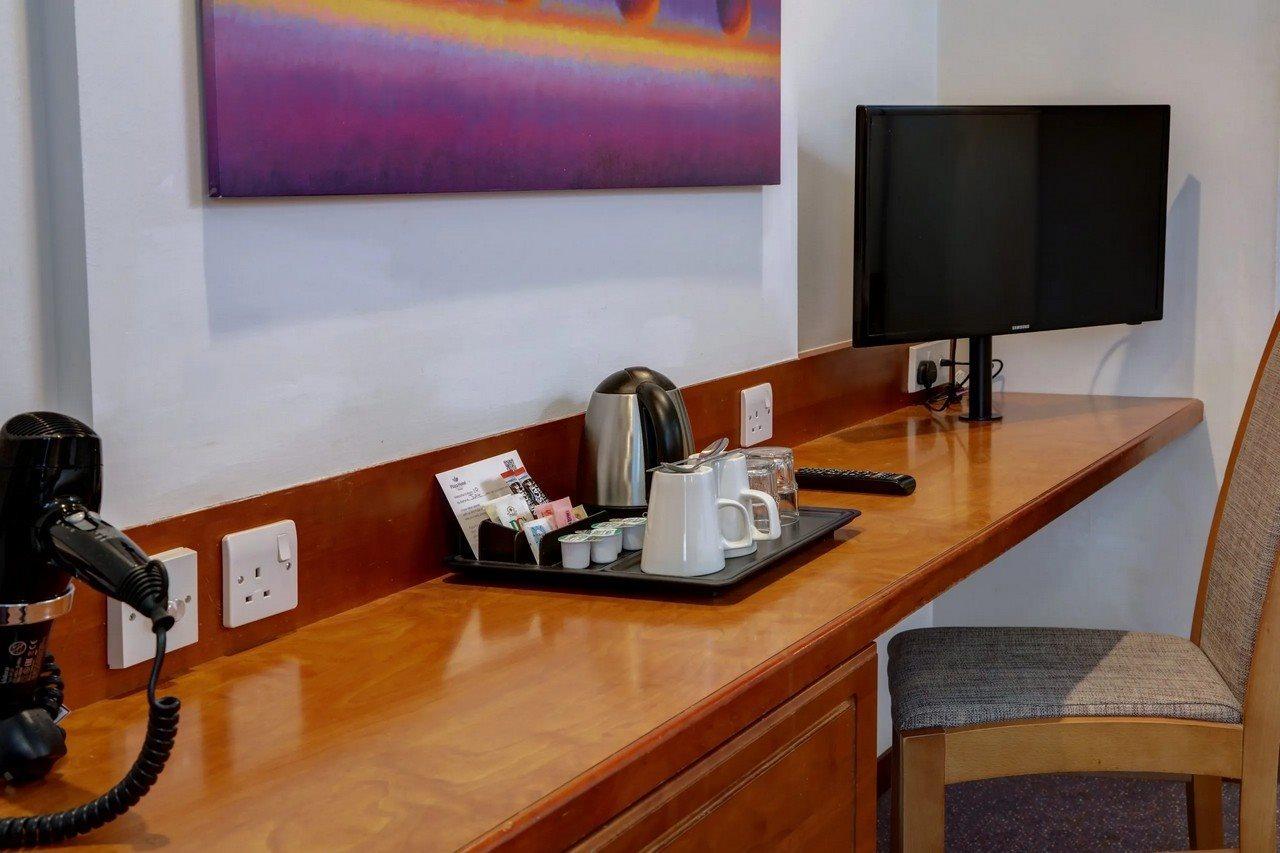 Plaza Chorley; Sure Hotel Collection By Best Western 촐리 외부 사진
