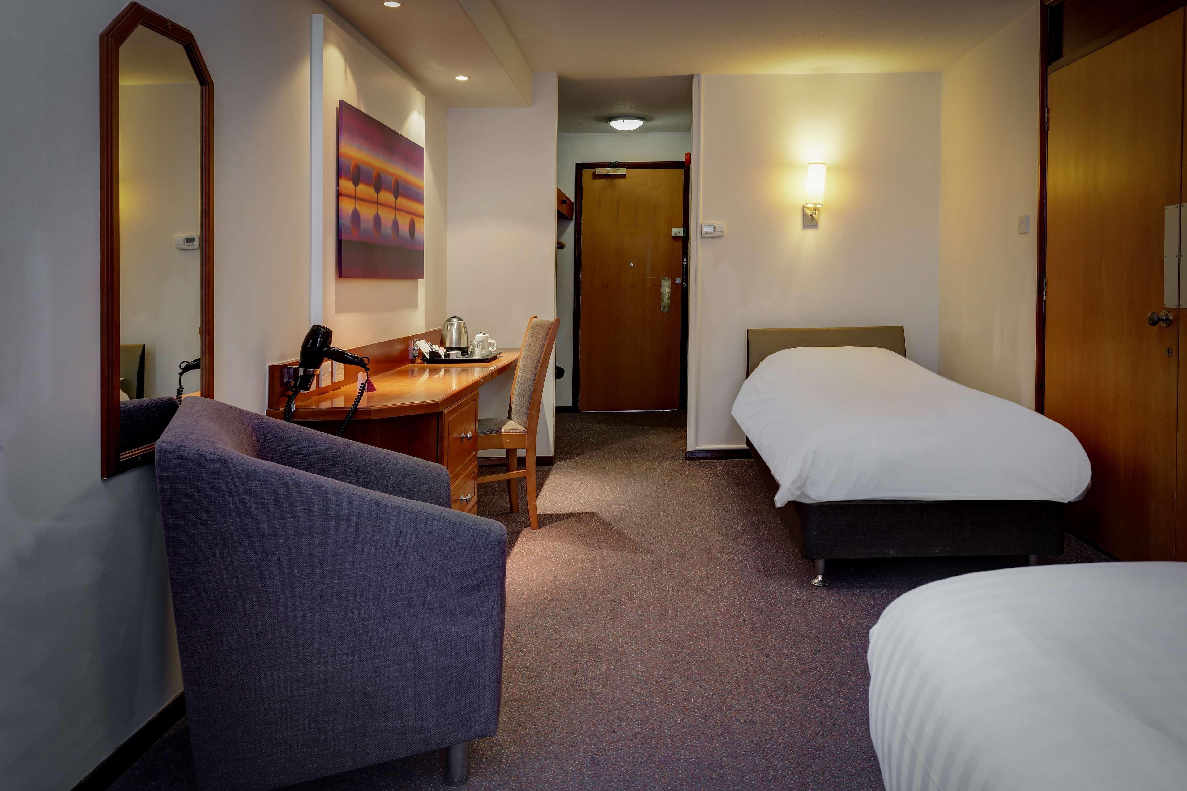 Plaza Chorley; Sure Hotel Collection By Best Western 촐리 외부 사진
